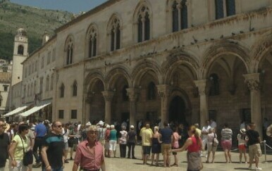 Dubrovnik bilježi najgoru sezonu inozemnih vjenčanja u proteklih 10 godina: "Ljudi se ne osjećaju dobrodošlo i često je odgovor - ne"