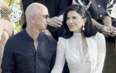 Lauren Sanchez odmah nakon sudbonosnog ''da'' promijenila je Instagram profil