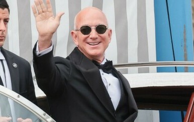 Na vjenčanju Jeffa Bezosa i Lauren Sanchez bio i njegov brat Mark Bezos