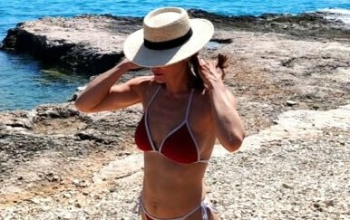 Antonija Stupar Jurkin pokazala vitku figuru na plaži