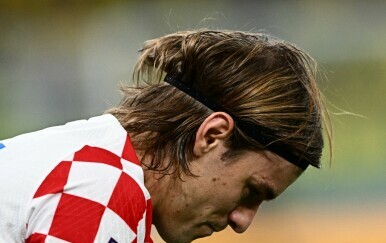 Ajax više ne računa na hrvatskog reprezentativca Bornu Sosu