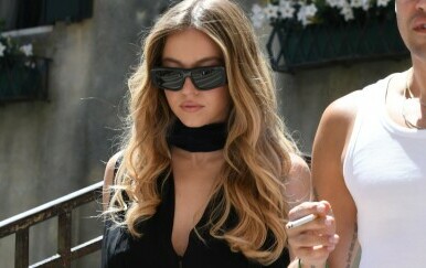 Sydney Sweeney, Orlando Bloom i Tom Brady u šetnji Venecijom