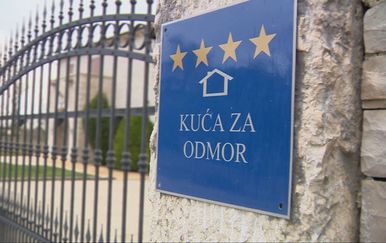Oporezivanje po prihodima umjesto turističkog paušala