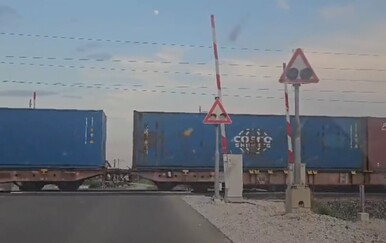 Građanin upozorio na pružni prijelaz, tvrdi da ne rade rampa niti sigurnosna signalizacija: "Pitanje je dana kad će se nešto dogoditi"