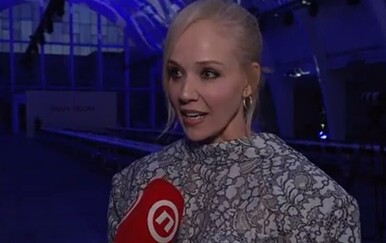 Ženstveno i glamurozno: veliki modni događaj okupio poznate dame