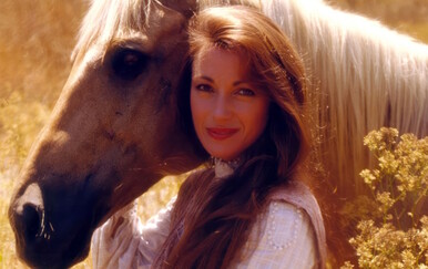 Jane Seymour i John Zambetti na jednom dobrotvornom događaju