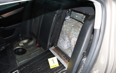Policija u automobilu na Trešnjevci pronašla više od 14 kilograma hašiša i marihuane