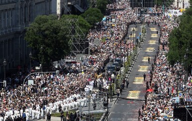 Više od milijun ljudi na madridskim ulicama pozdravilo papu Lava
