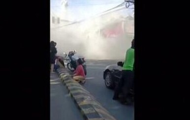 Urušavanje zgrade uslijed potresa magnitude 7,8 na Filipinima