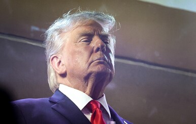 VIDEO Kamere ga ulovile: Pogledajte što je Trump napravio na velikom spektaklu