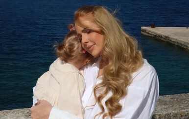 Maja Lena Lopatny objavila fotku partnera Karla sa kćeri