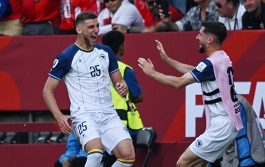 Barbarezovo iznenađenje donijelo gol za povijest! Evo tko je zapravo Jovo Lukić!