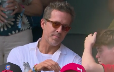 Ryan Reynolds na utakmici Kanade i Bosne i Hercegovine