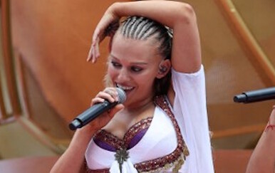Tko je Elyanna?