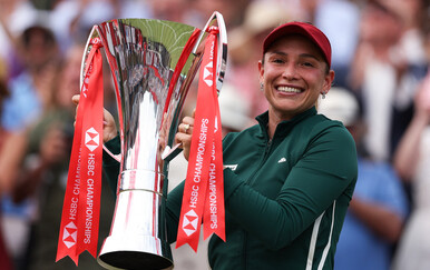 Fenomenalna Donna Vekić svladala Grand Slam pobjednicu i osvojila Queens!