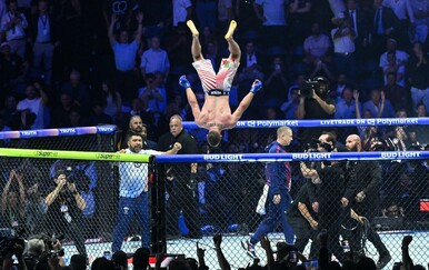 VIDEO UFC u nevjerici: Neporaženi prvak predao meč na stolcu, autsajder priredio senzaciju