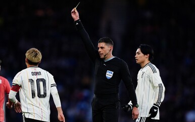 VIDEO FIFA istražuje suca koji je pokazao ''tajni znak'' u prijenosu: Optužuju ga da je rasist, ali...