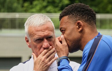 Deschamps nije htio pustiti Mbappea na presicu, za sve okrivio FIFA-u
