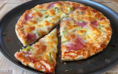 Drugi najveći lanac pizzerija prodan za 2,7 milijarde dolara. Ima sedam restorana i u Hrvatskoj