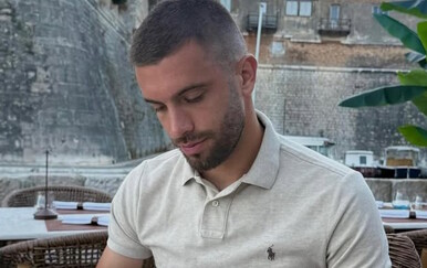 Borna Ćorić čestitkom djevojci zaintrigirao fanove