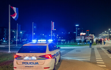 Mladić bježao policiji, udario njihov auto, a onda i policajca: Doveden pred sud, zaradio paprenu kaznu