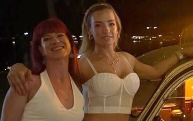 Saborska zastupnica Sanja Radolović pozirala u topiću i minici