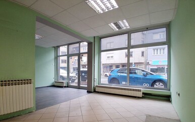 Državne nekretnine daju u zakup 25 prostora i garaža u 11 gradova