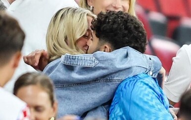 Joško Gvardiol nakon pobjede nad Panamom potrčao u zagrljaj mami i djevojci Lu Mastrović