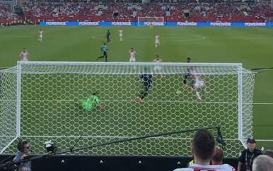Ovako je izgledao Budimirov gol iz prvih redova, navijači stvorili trenutak za pamćenje