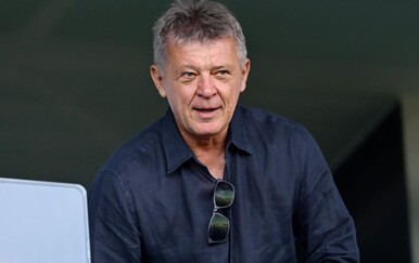 Ivan Turudić tijekom utakmice Vatrenih snimljen sa sinom koji je ljubio kćer kontroverznog političara