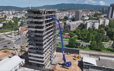 Više nema zgrade Vjesnika