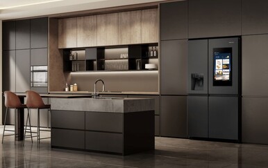 Hisense PureFlat hladnjak koji postaje digitalno središte moderne kuhinje