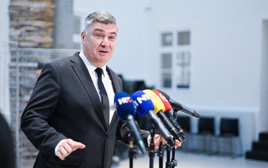 Zoran Milanović na svečanoj sjednici vijeća u povodu dana gradaSUpetra