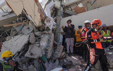 Caracas na udaru novog potresa: Više od 2700 spasilaca na terenu u potrazi za nestalima