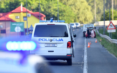 Teška nesreća kod Varaždina: Automobil naletio na dvojicu pješaka, jedan prevezen helikopterom u Zagreb
