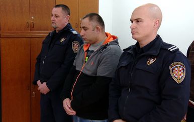 Nenad Šajnović na izricanju presude za napad na ekipu Provjerenog (Foto: Dnevnik.hr)