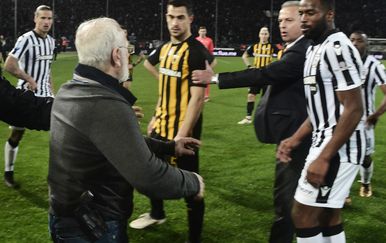 Predsjednik PAOK-a Ivan Savvidis (Foto: AFP)