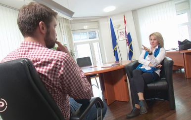 Kristian Došen i Nataša Novaković, predsjednica Povjerenstva za odlučivanje o sukobu interesa (Foto: Dnevnik.hr)