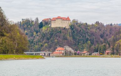 Dvorac Rajhenburg