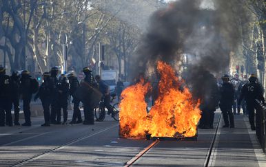 Prosvjed u Parizu (Foto: Sylvain THOMAS / AFP)