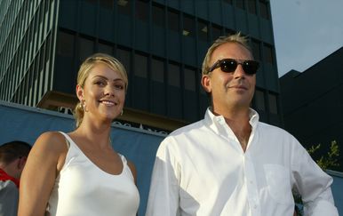 Kevin Costner i Christine Baumgartner (Foto: AFP)