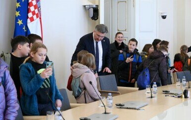 Posjet učenika Banskim dvorima - 4