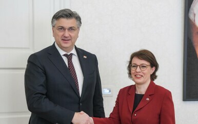 Plenković na sastanku s potpredsjednicom vlade Kosova