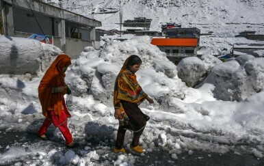 Snijeg poharao Pakistan