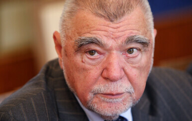 Stipe Mesić komentirao Milanovićevu odluku da se kandidira na parlamentarnim izborima
