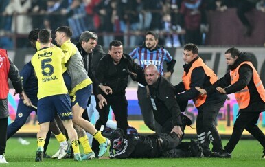 Neredi na Trabzonspor - Fenerbahce - 2