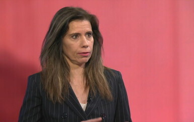 VIDEO Bivša saborska zastupnica prepjevala legendarnu partizansku pjesmu