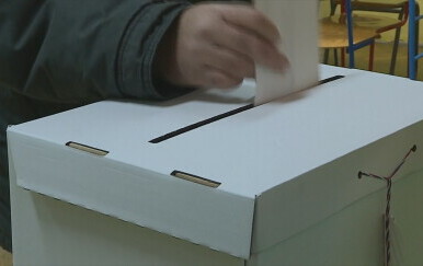 Glasačka kutija - 2