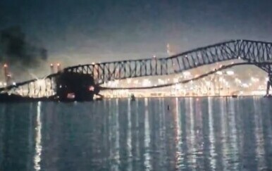 Srušio se most u Baltimoreu - 2