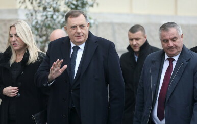 Milorad Dodik i suradnici